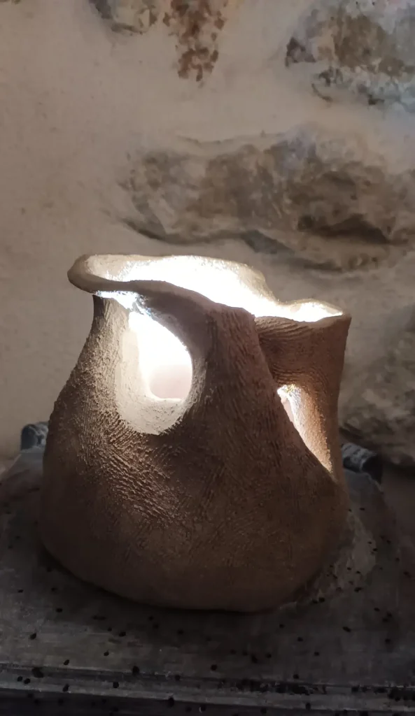 Lampe d'ambiance en céramique, en grès roux, moyen modèle, lumière blanche, avec télécommande, rechargeable, Isabelle Morales